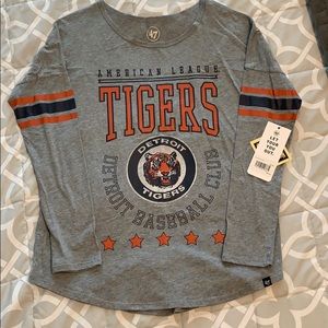 Brand New w/Tags Detroit Tigers Long Sleeve Shirt
